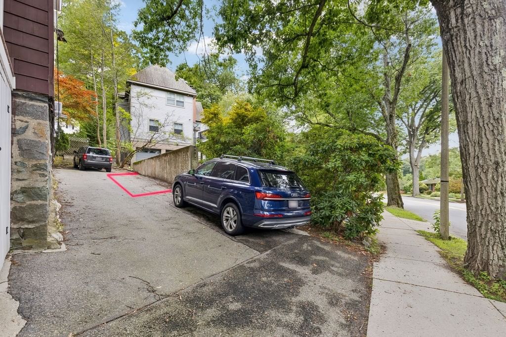 215 Crafts Rd #2 Brookline — Photo 16 of 16
