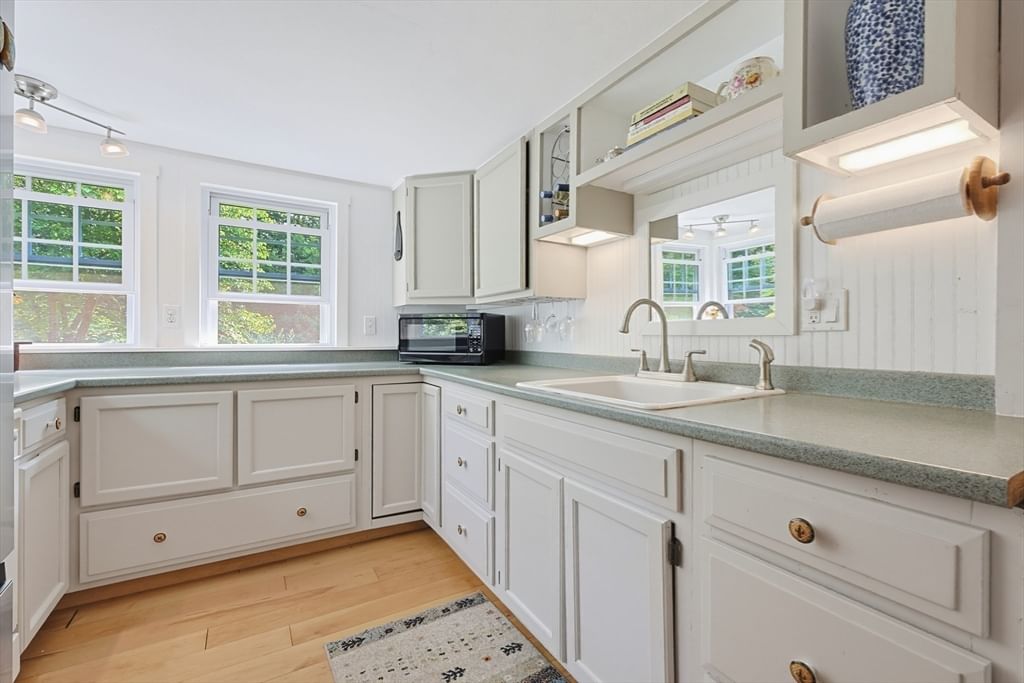 39 Norwood St Sharon — Photo 15 of 32