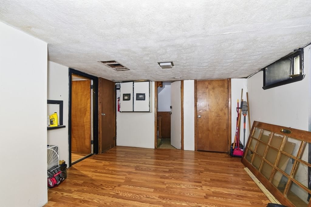 14-16 Nazing St Boston — Photo 16 of 35