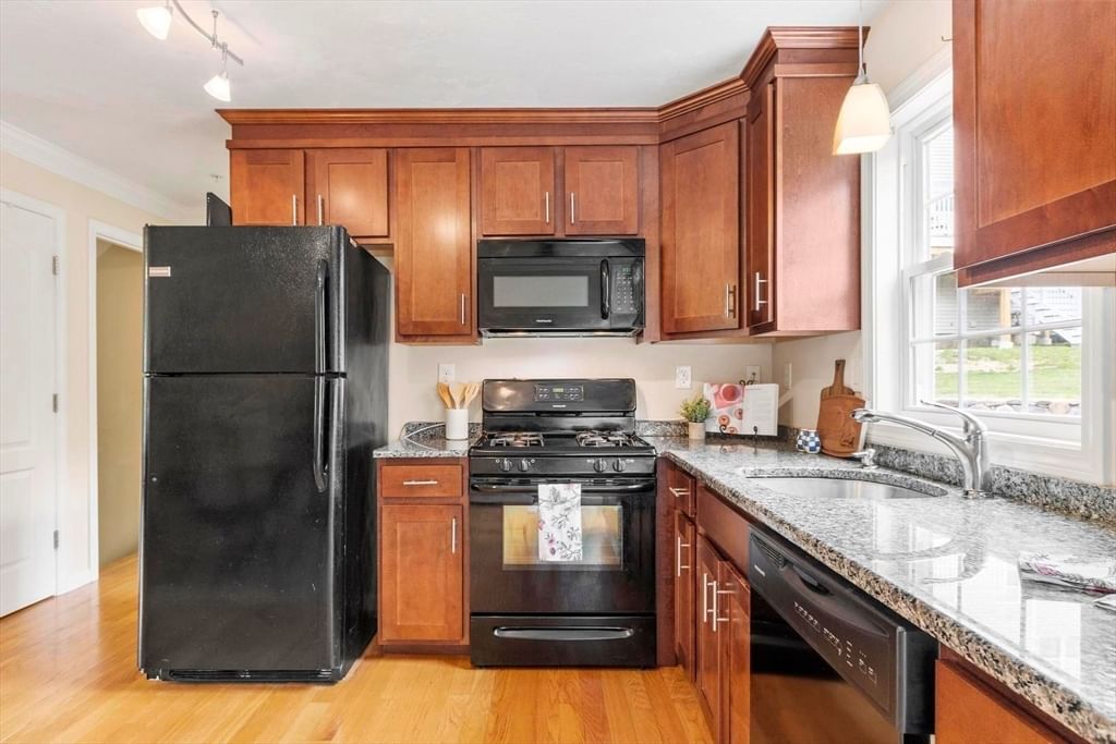 8 Bradley Dr #C Groton — Photo 8 of 33
