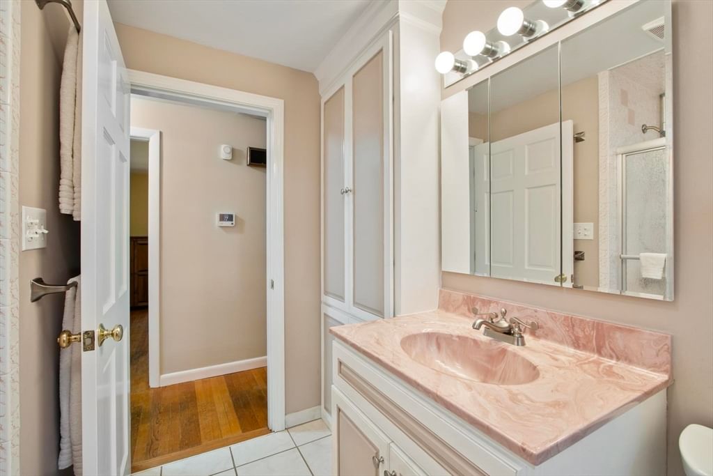 9 Elm Road Westford — Photo 13 of 37