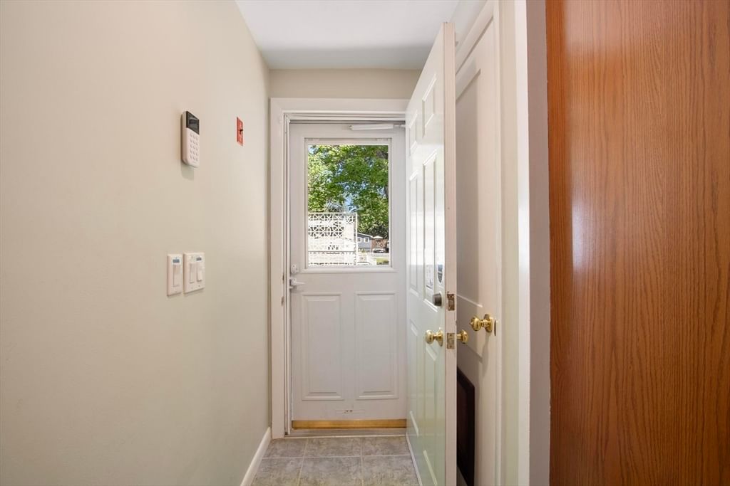 9 Elm Road Westford — Photo 26 of 37
