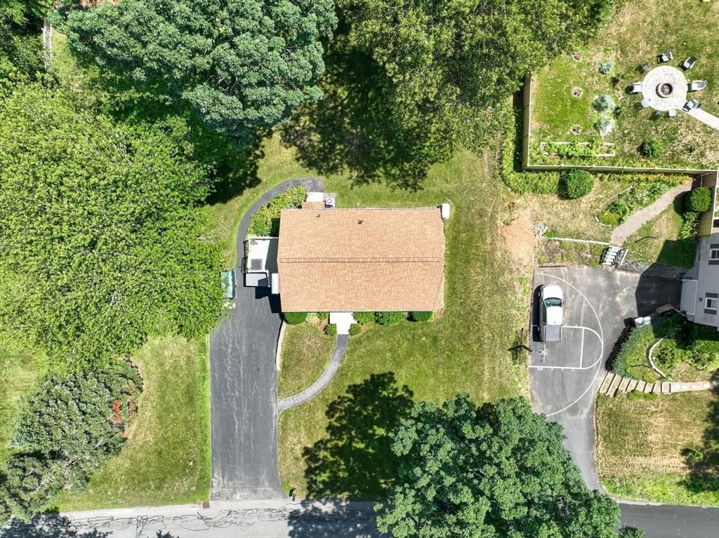 9 Elm Road Westford — Photo 34 of 37