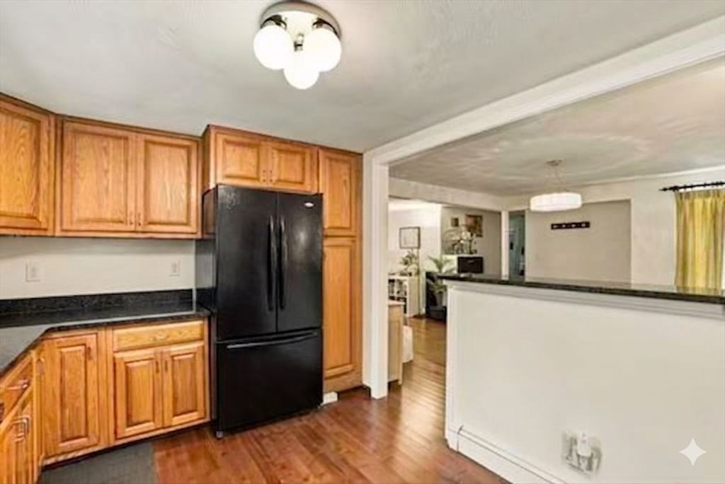 69 Maynard St Newton — Photo 21 of 42
