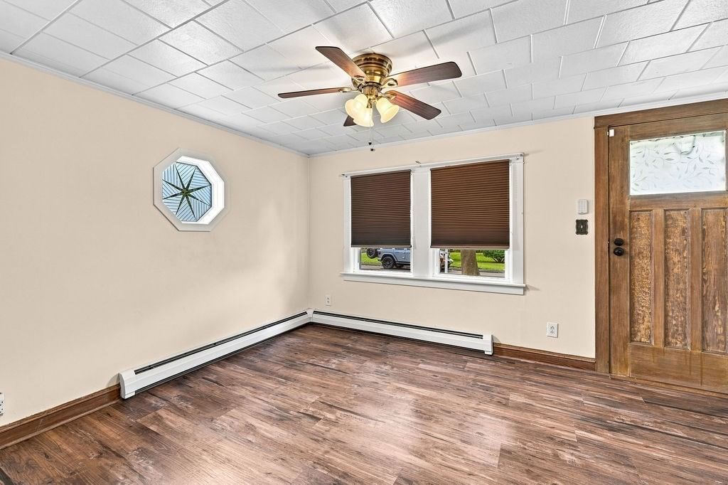 56 Hacker St Fairhaven — Photo 7 of 28
