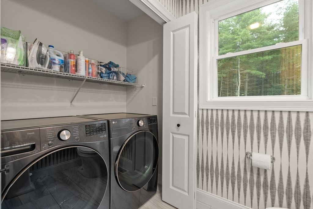 128 Thomas St Middleboro — Photo 19 of 42