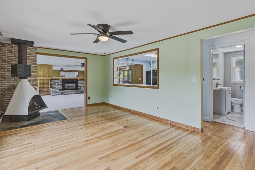 52 Kendall St Granby — Photo 18 of 36