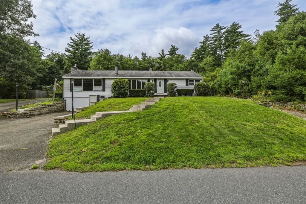 52 Kendall St Granby — Photo 26 of 36
