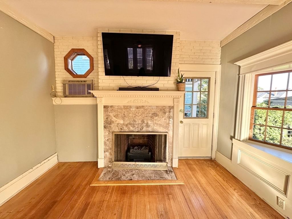 34 Rotch St New Bedford — Photo 15 of 42