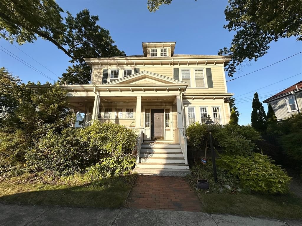 34 Rotch St New Bedford — Photo 2 of 42