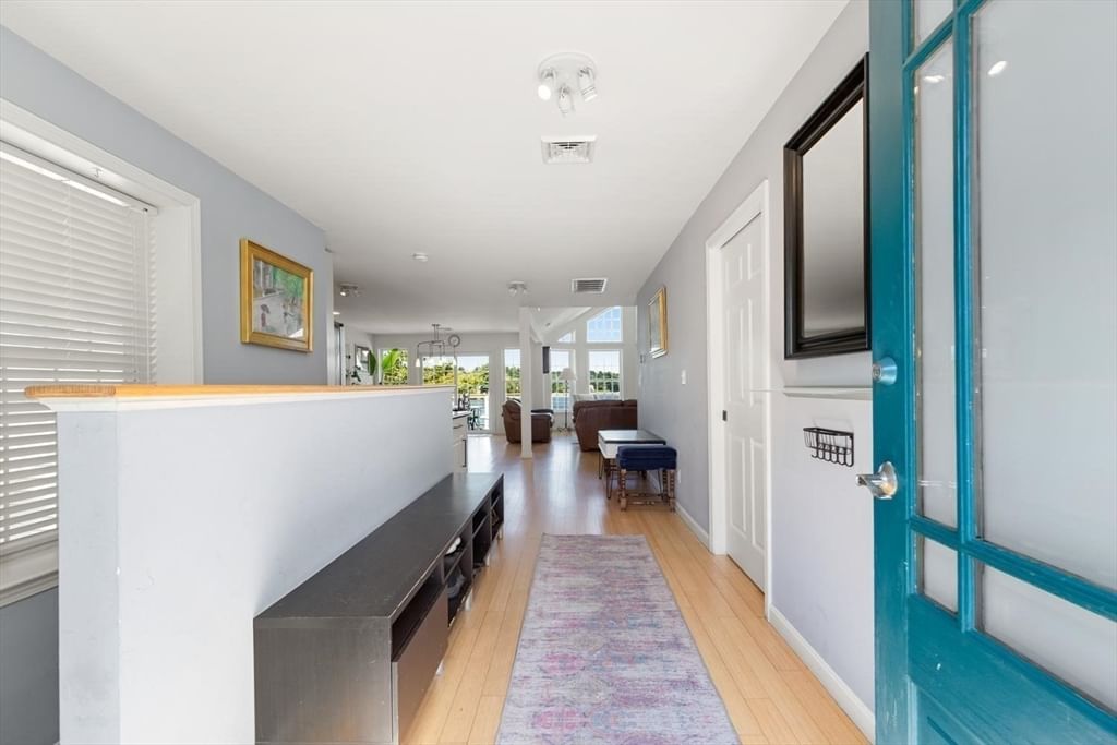 214 Echo Cove Road Hamilton — Photo 11 of 34