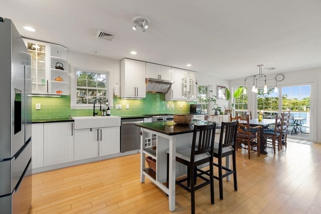 214 Echo Cove Road Hamilton — Photo 15 of 34