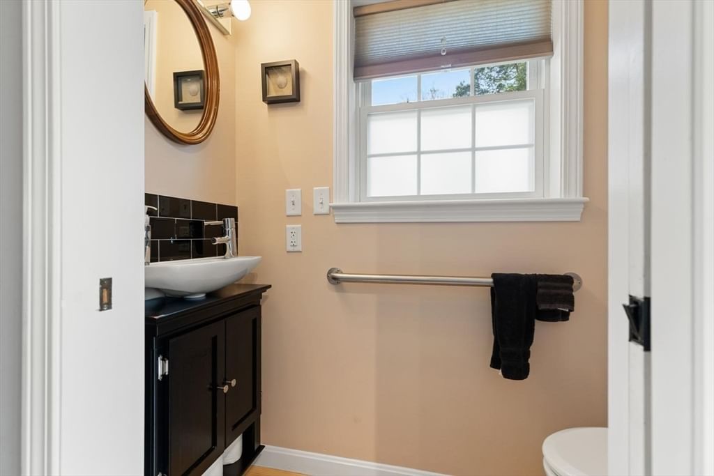 214 Echo Cove Road Hamilton — Photo 26 of 34