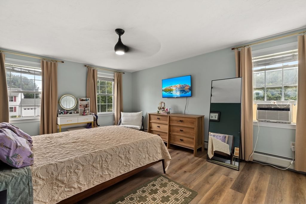 51 Shannon Way North Attleboro — Photo 16 of 31