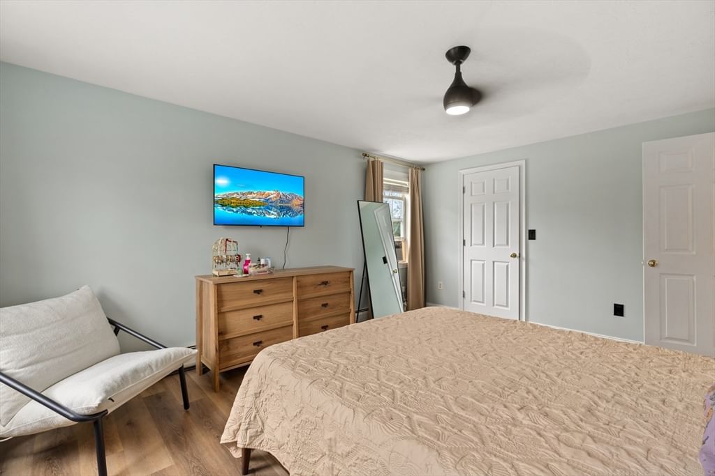 51 Shannon Way North Attleboro — Photo 17 of 31
