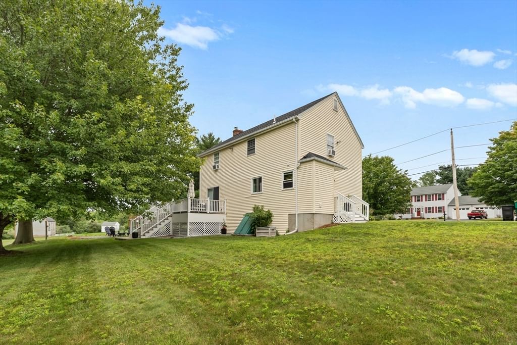 51 Shannon Way North Attleboro — Photo 29 of 31