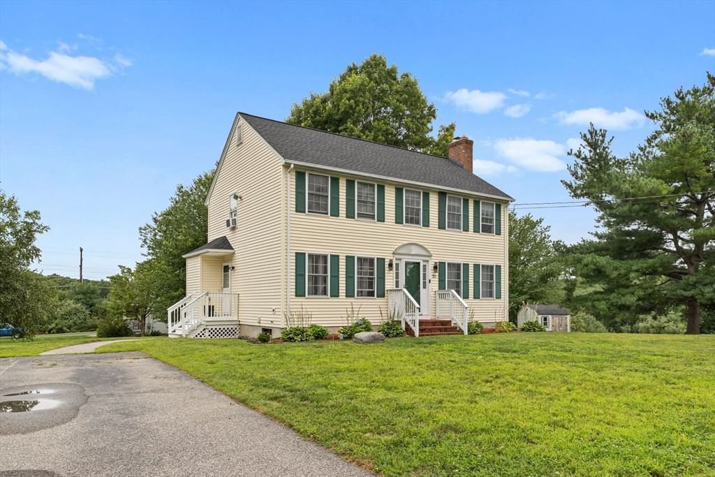 51 Shannon Way North Attleboro — Photo 30 of 31