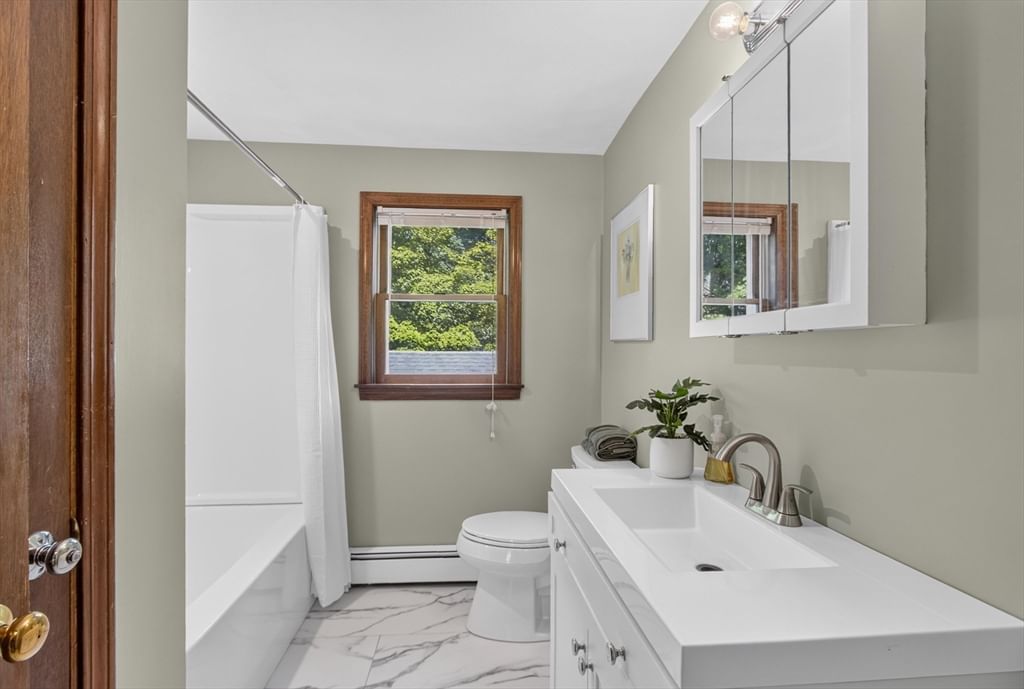 240 Taylor St Littleton — Photo 17 of 32