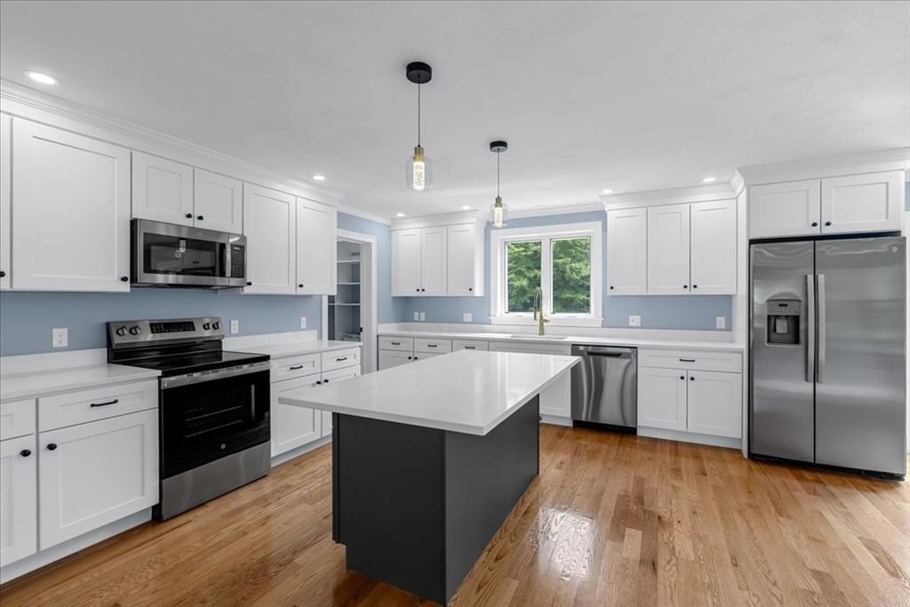 191 E Spring Street, Avon, MA 02322 photo 2
