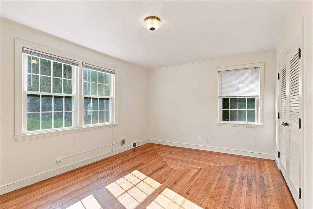 157 Sykes Street Palmer — Photo 16 of 42