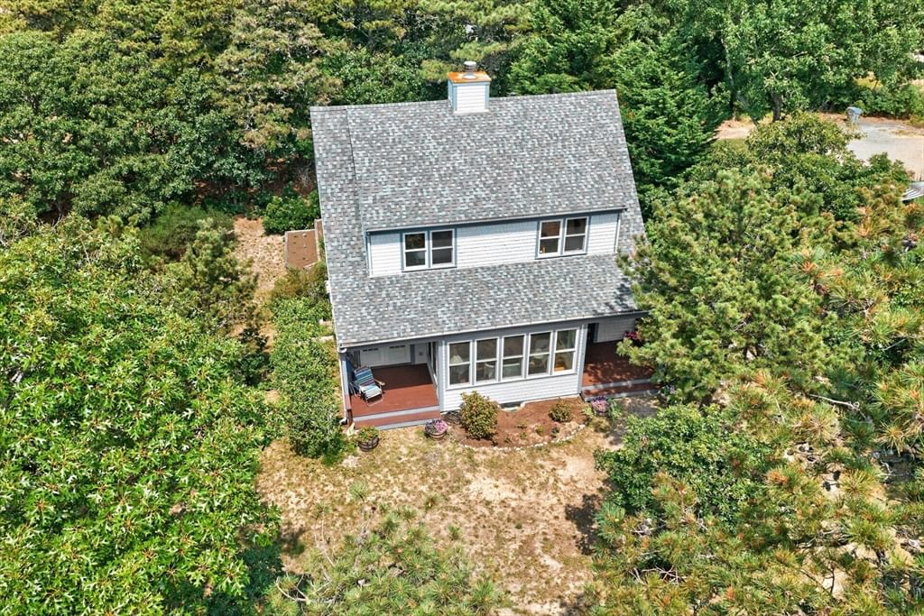 4 Acorn Eastham — Photo 2 of 42