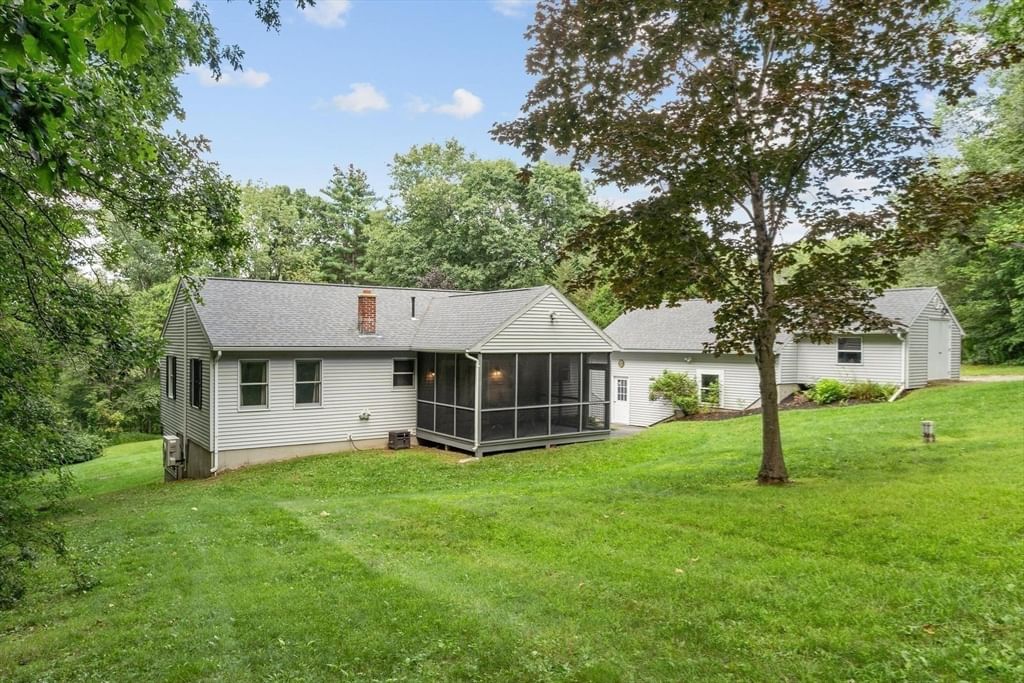 44 W Brookfield Rd North Brookfield — Photo 27 of 36