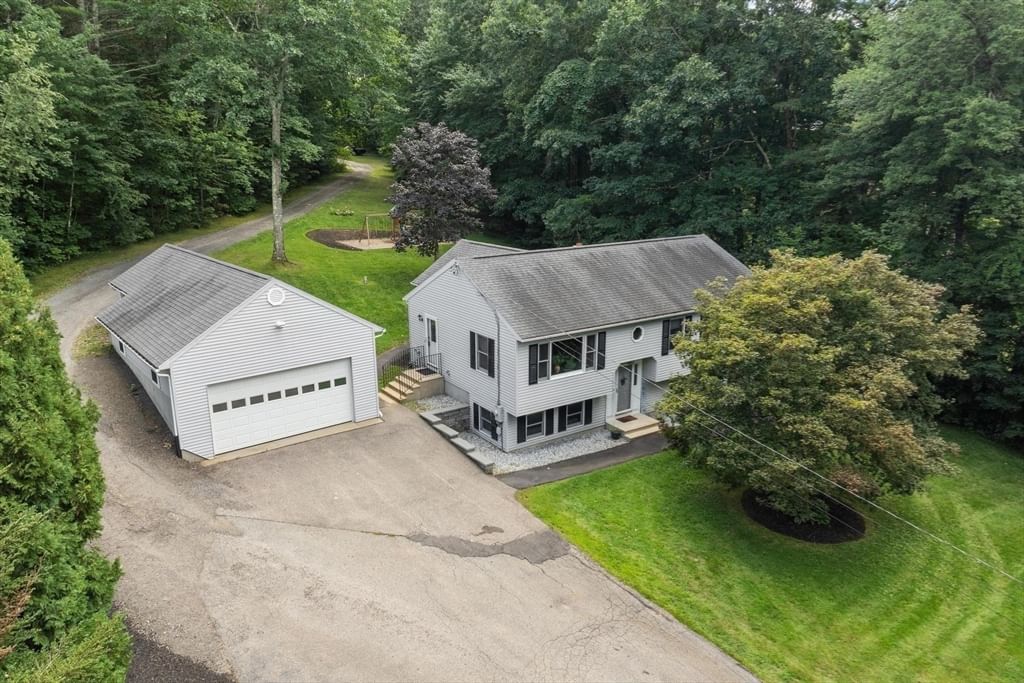 44 W Brookfield Rd North Brookfield — Photo 31 of 36