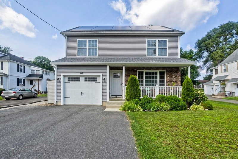 15 Lombard Ave