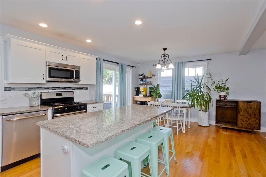 15 Lombard Ave East Longmeadow — Photo 13 of 42