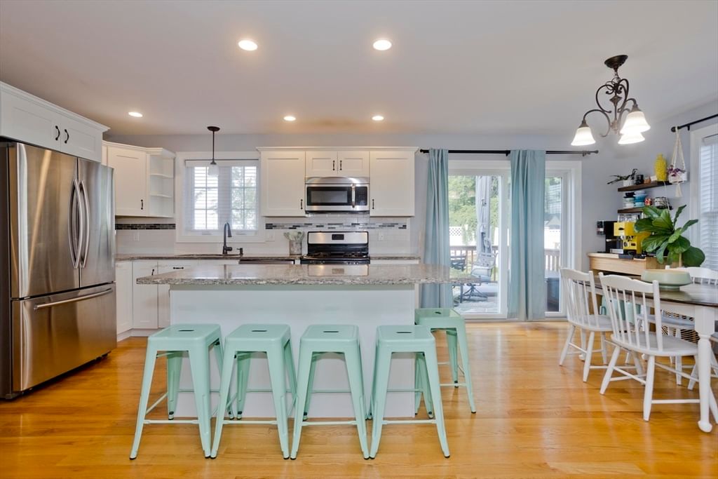 15 Lombard Ave East Longmeadow — Photo 14 of 42