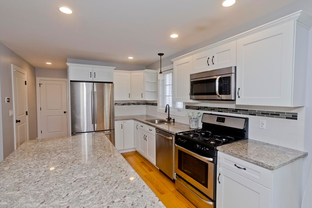 15 Lombard Ave East Longmeadow — Photo 17 of 42