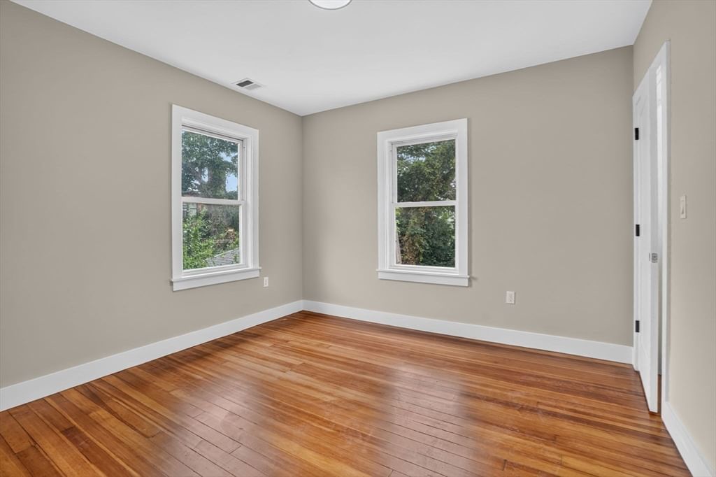 41-43 Elmdale St Boston — Photo 30 of 35