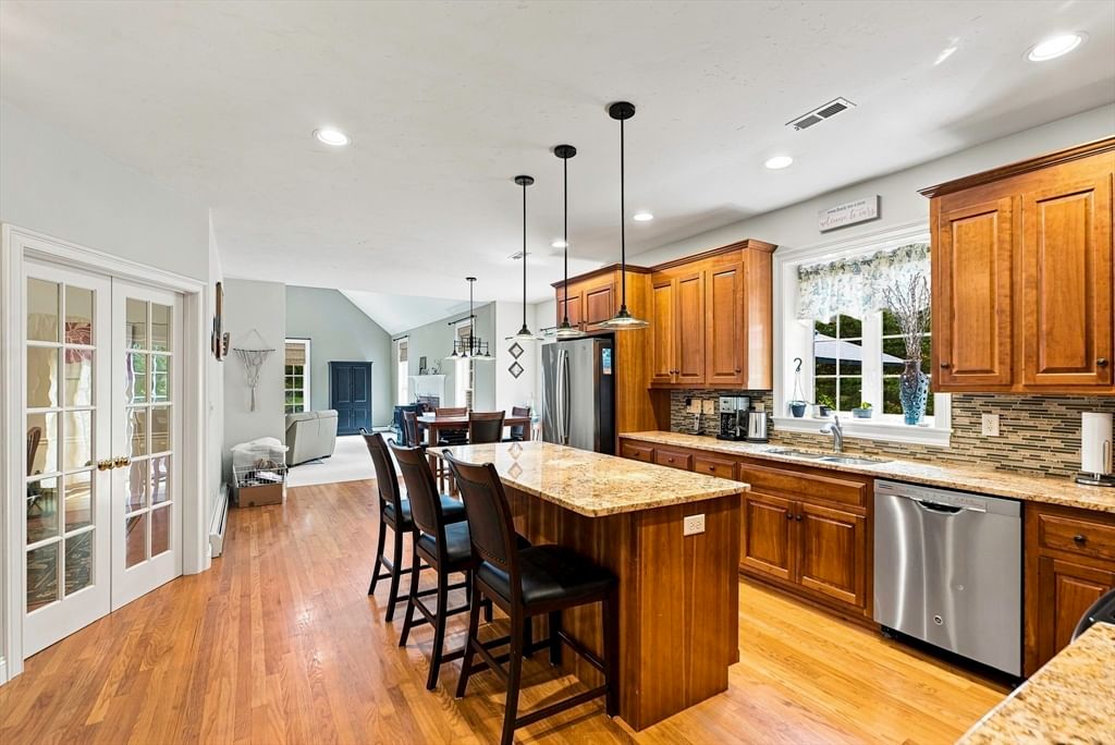 161 South St Upton — Photo 10 of 42
