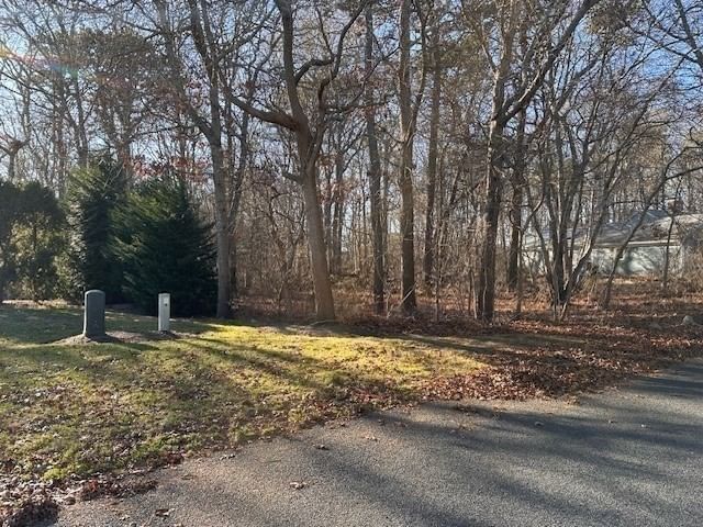 11 Makepeace Lane Yarmouth — Photo 10 of 12