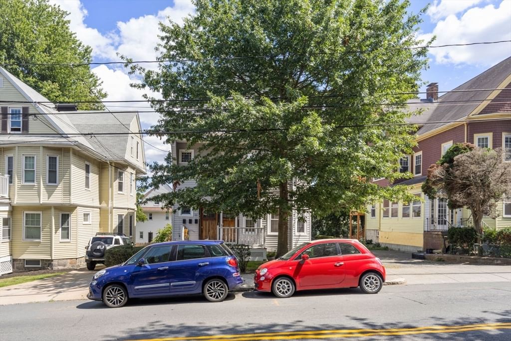 78 Brooks St Boston — Photo 3 of 42