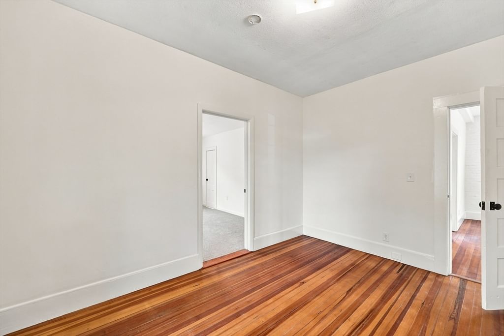 588 Poole St Ludlow — Photo 15 of 39