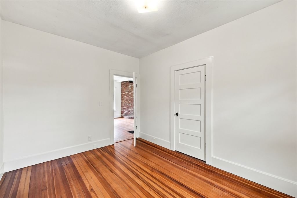 588 Poole St Ludlow — Photo 16 of 39