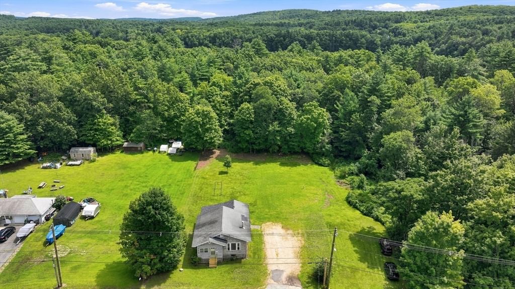588 Poole St Ludlow — Photo 31 of 39
