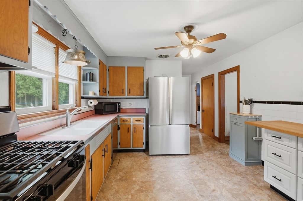 158 Oakham Road Barre — Photo 9 of 30