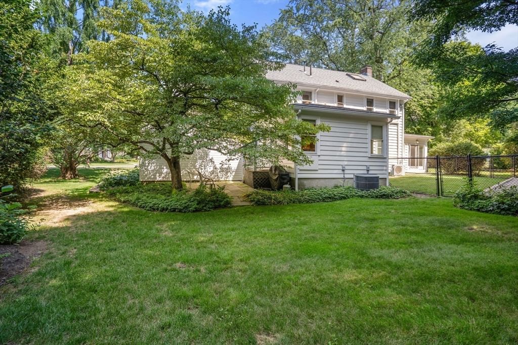 7 Grantland Rd Wellesley — Photo 32 of 35