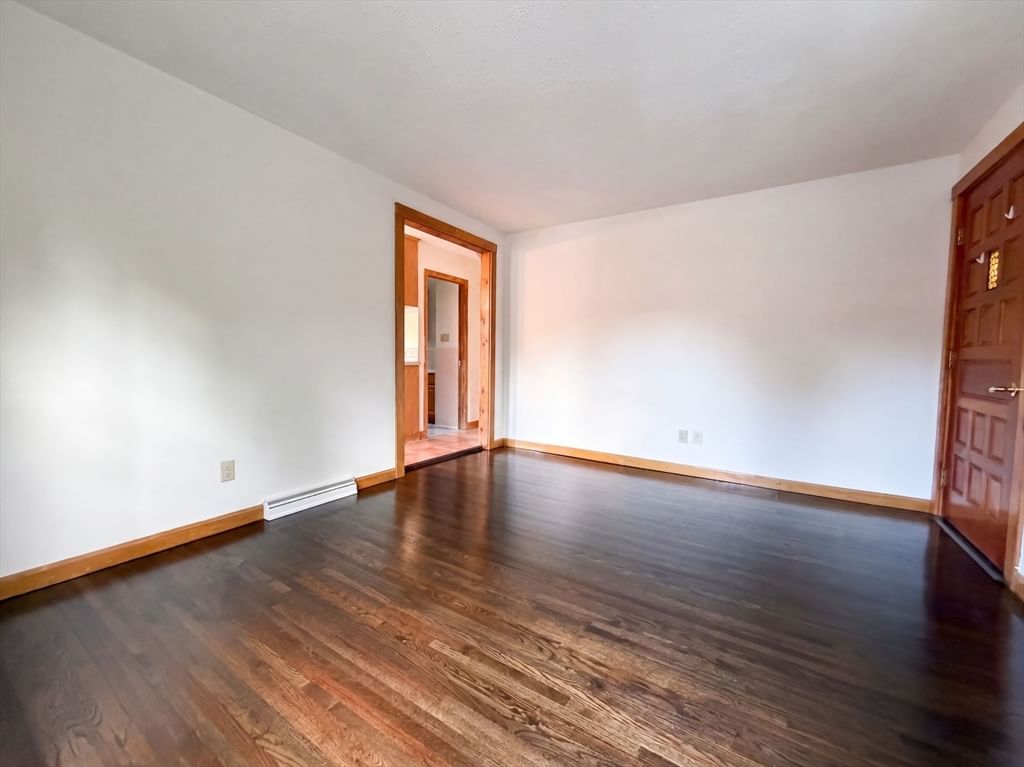 17 Monarch St Lowell — Photo 10 of 17