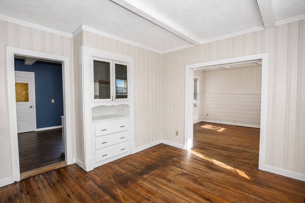 8 Trafton St Chicopee — Photo 13 of 42