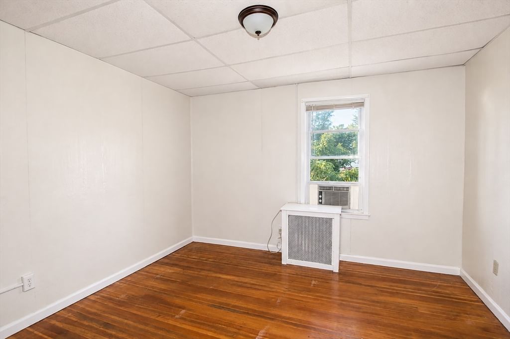 8 Trafton St Chicopee — Photo 24 of 42
