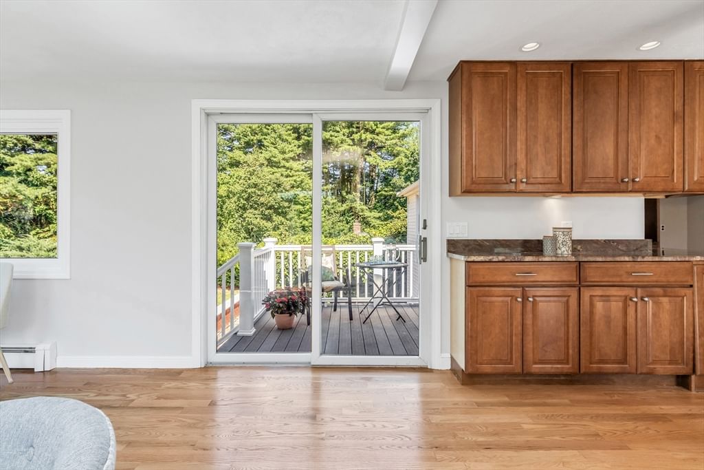 36 Prouty Rd Burlington — Photo 15 of 39