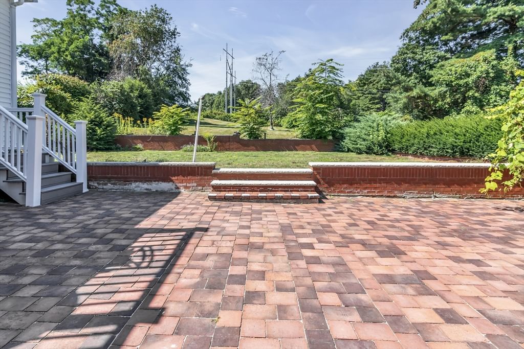 36 Prouty Rd Burlington — Photo 34 of 39