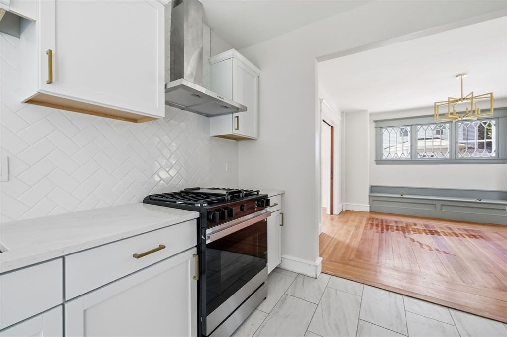 24 Washington Ave Holyoke — Photo 18 of 41