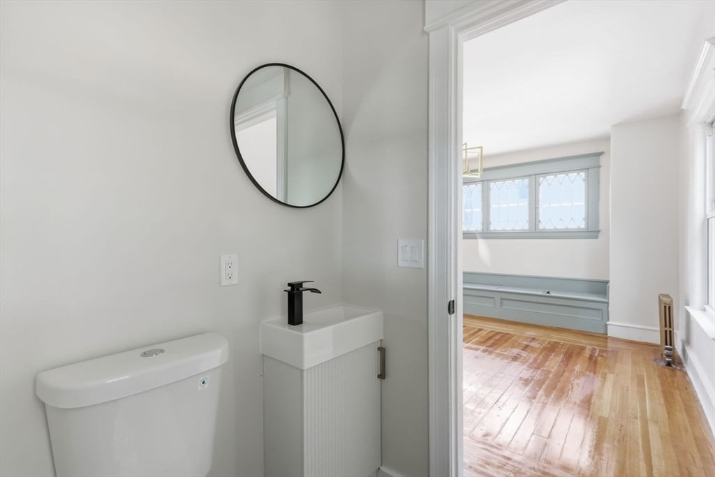 24 Washington Ave Holyoke — Photo 20 of 41