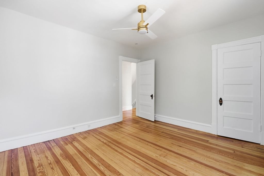 24 Washington Ave Holyoke — Photo 24 of 41