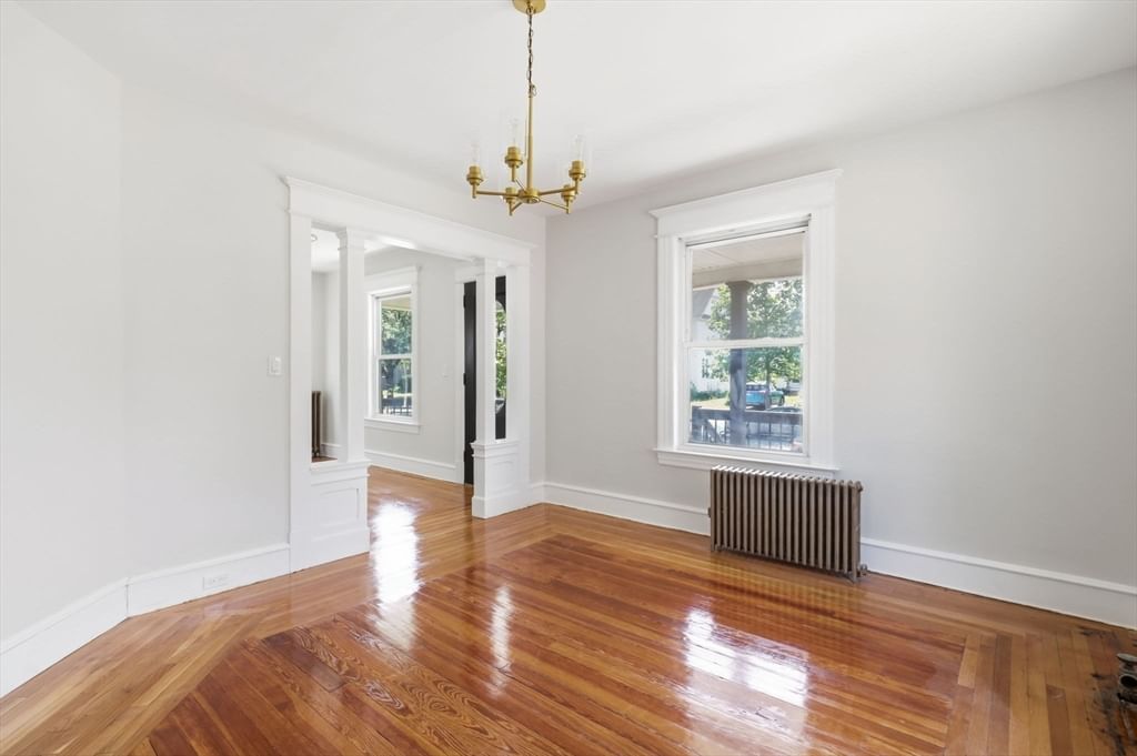 24 Washington Ave Holyoke — Photo 9 of 41