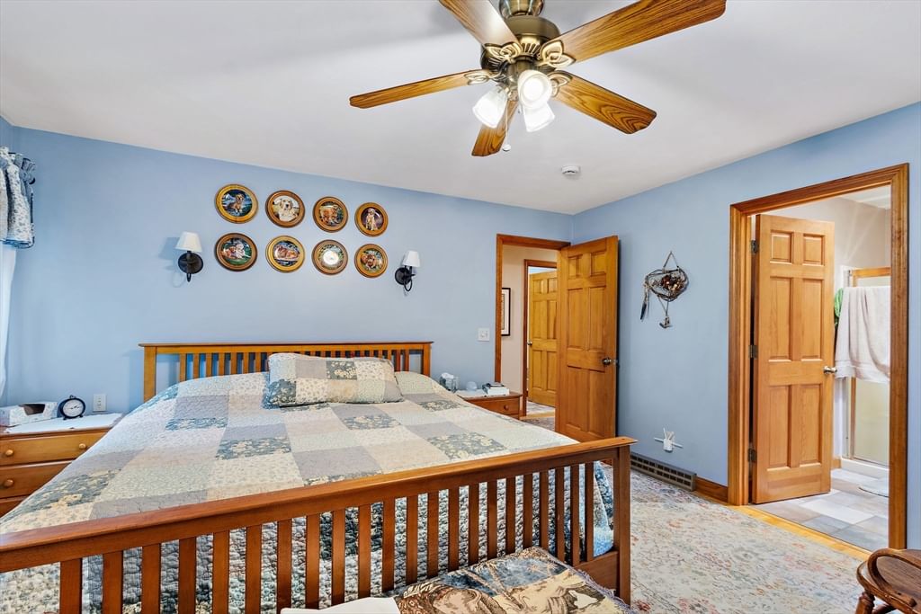421 Oakhill Avenue Attleboro — Photo 31 of 42